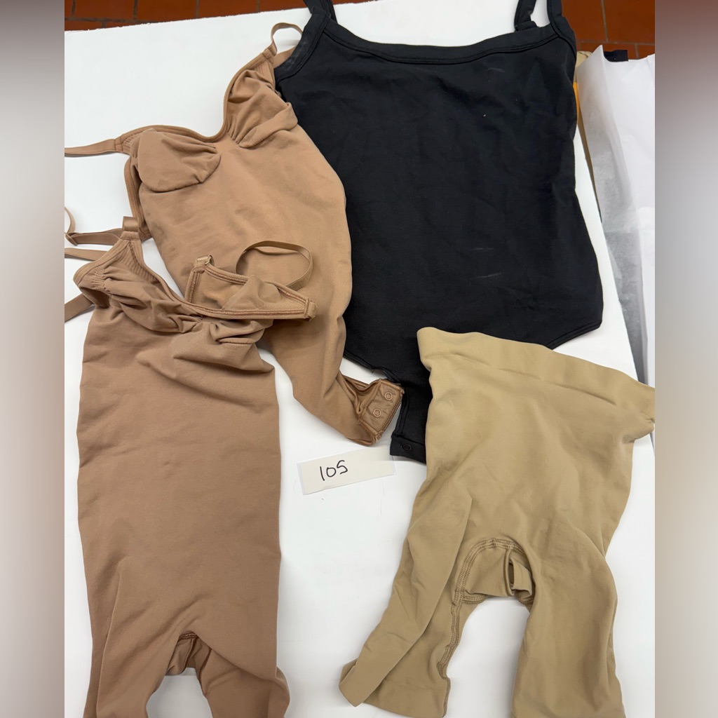 Brand New  Skims 4 Pack Shapewear Retail  274